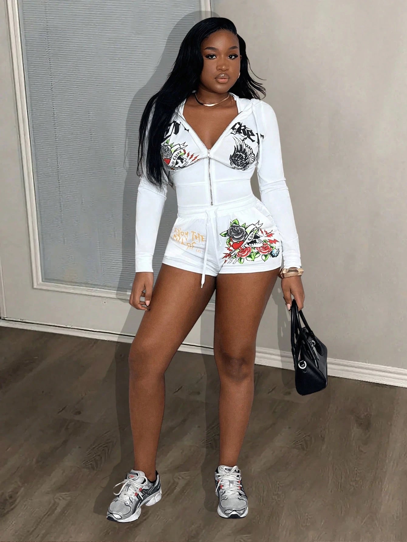 Slaydiva New Spring and Summer Casual Street Hooded Long-Sleeved Zipper Sweatshirt Cardigan + Slim Shorts Slogan Skull Print White Women'S Two-Piece Set-B