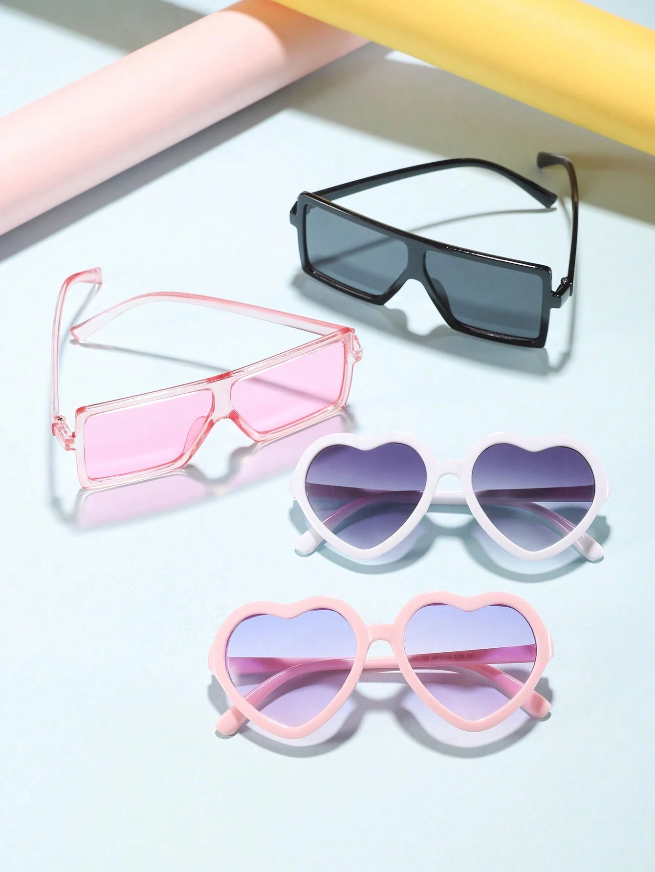 4 PCS Children'S 4-8Y Love Frame and Large Square Frame Fashion Glasses for Daily Outings and Dress Up