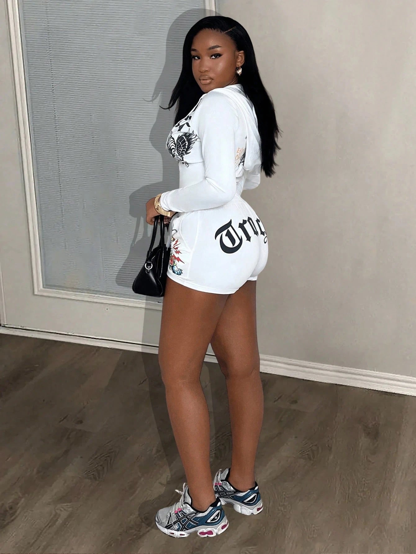 Slaydiva New Spring and Summer Casual Street Hooded Long-Sleeved Zipper Sweatshirt Cardigan + Slim Shorts Slogan Skull Print White Women'S Two-Piece Set-B