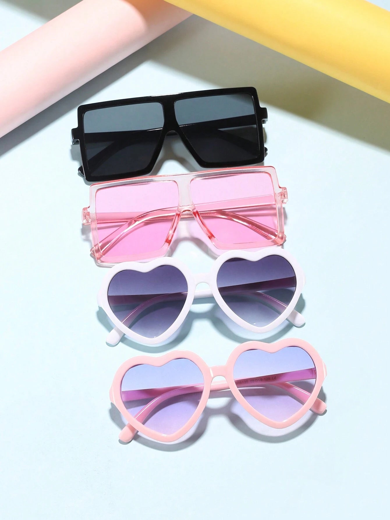 4 PCS Children'S 4-8Y Love Frame and Large Square Frame Fashion Glasses for Daily Outings and Dress Up