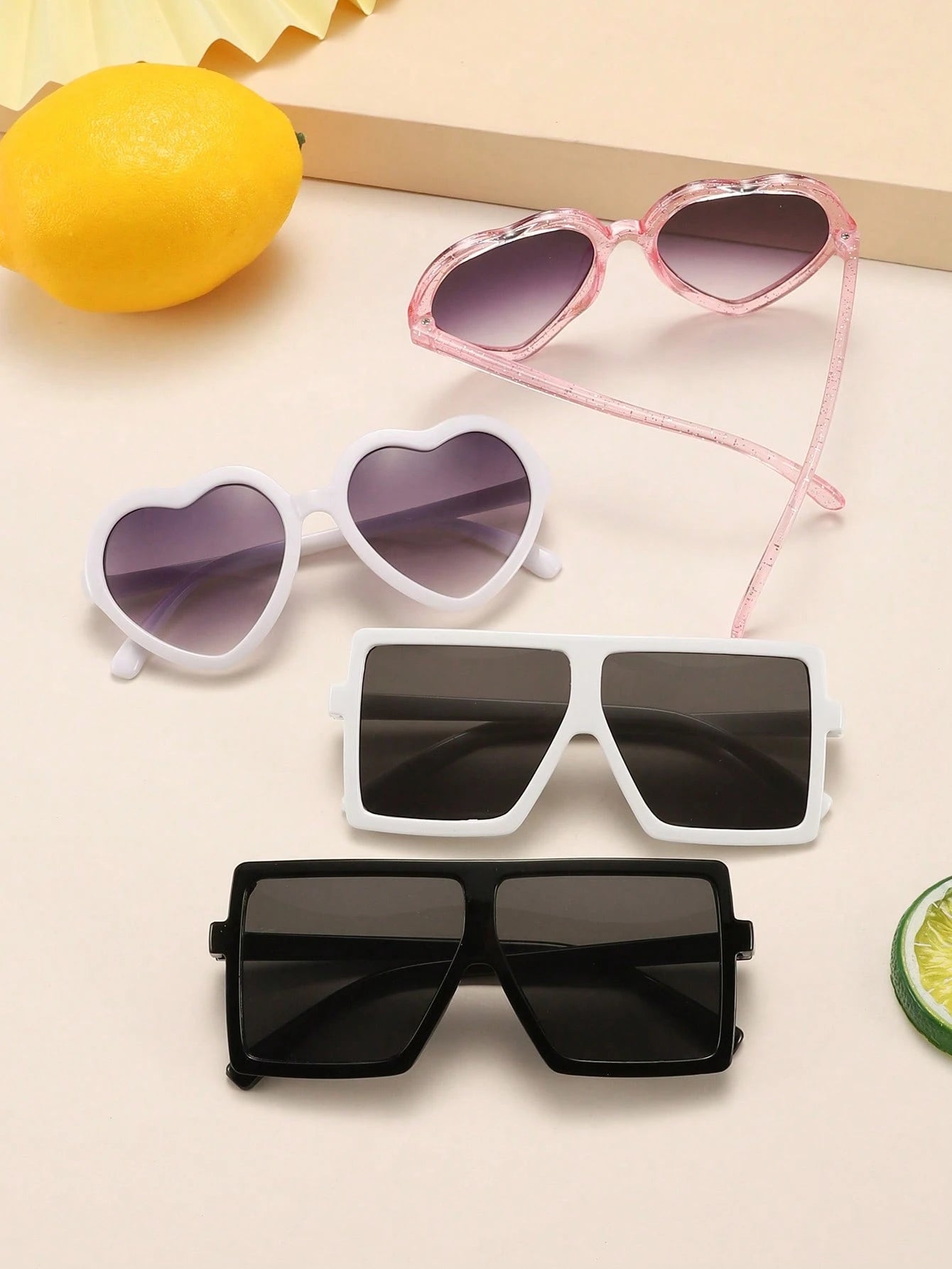 4 PCS Children'S 4-8Y Love Frame and Large Square Frame Fashion Glasses for Daily Outings and Dress Up