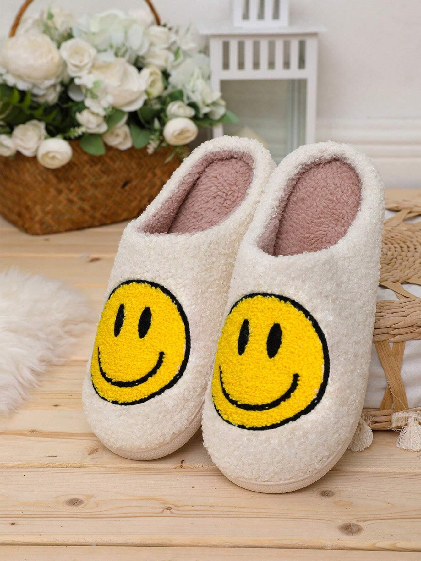 Women'S Cute Cartoon Smiling Face Fabric Slippers, Thick Sole Anti-Slip Warm Indoor Couple Slippers, Christmas Gifts