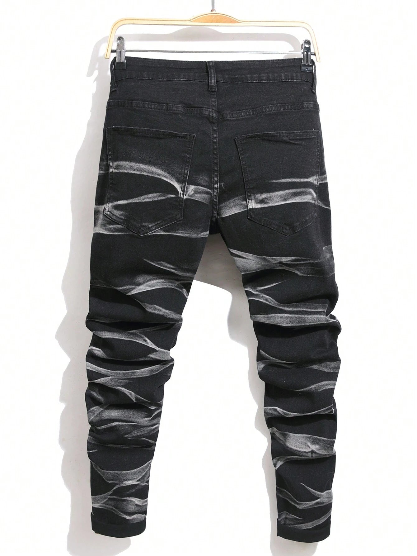 Manfinity LEGND Men'S Slim-Fit Denim Pants with Pockets and Distressed Design for Daily and Travel