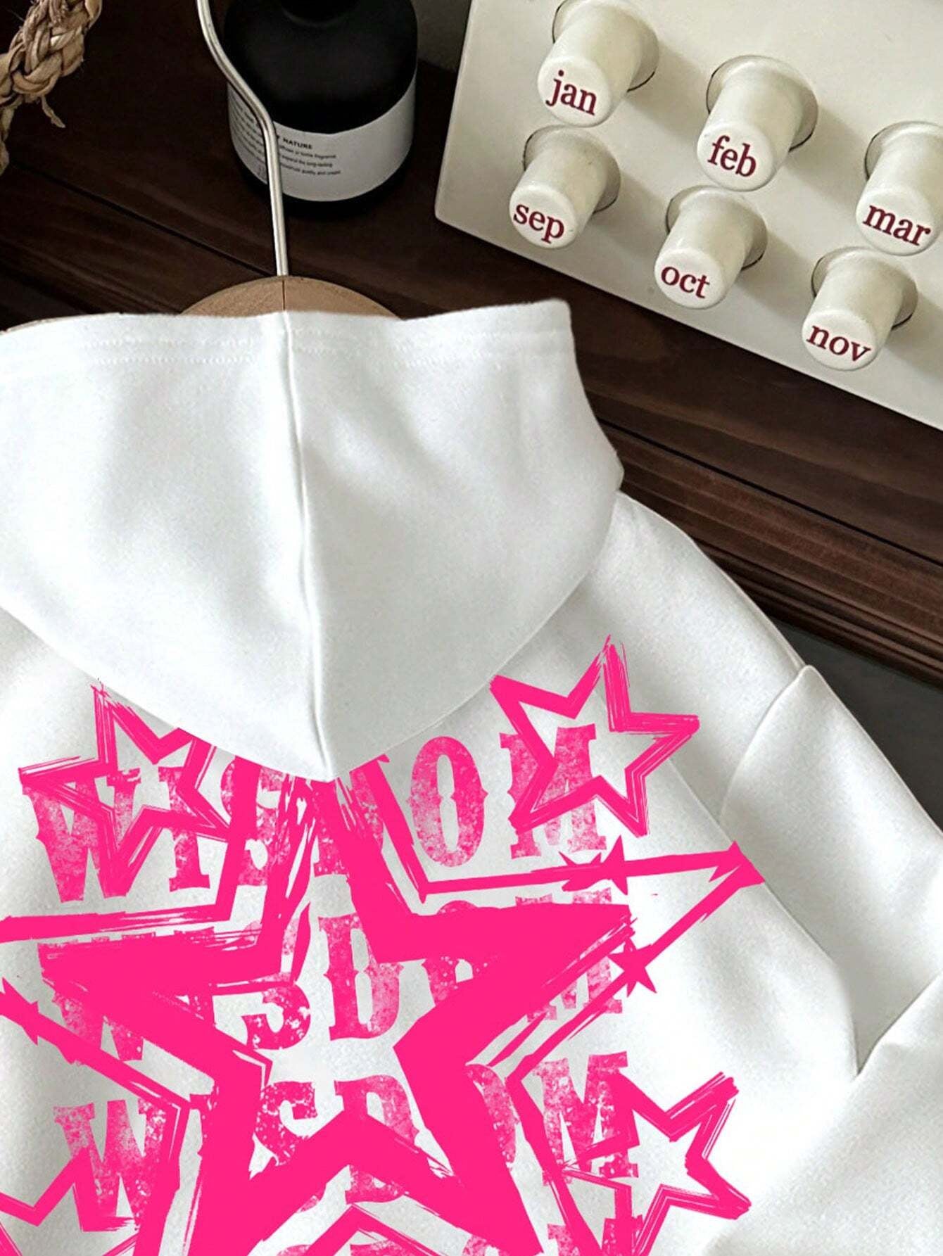 Slaydiva Casual Star Barcode Letter Print Loose Fit Hooded Long Sleeve Sweatshirt for Women, Autumn/Winter