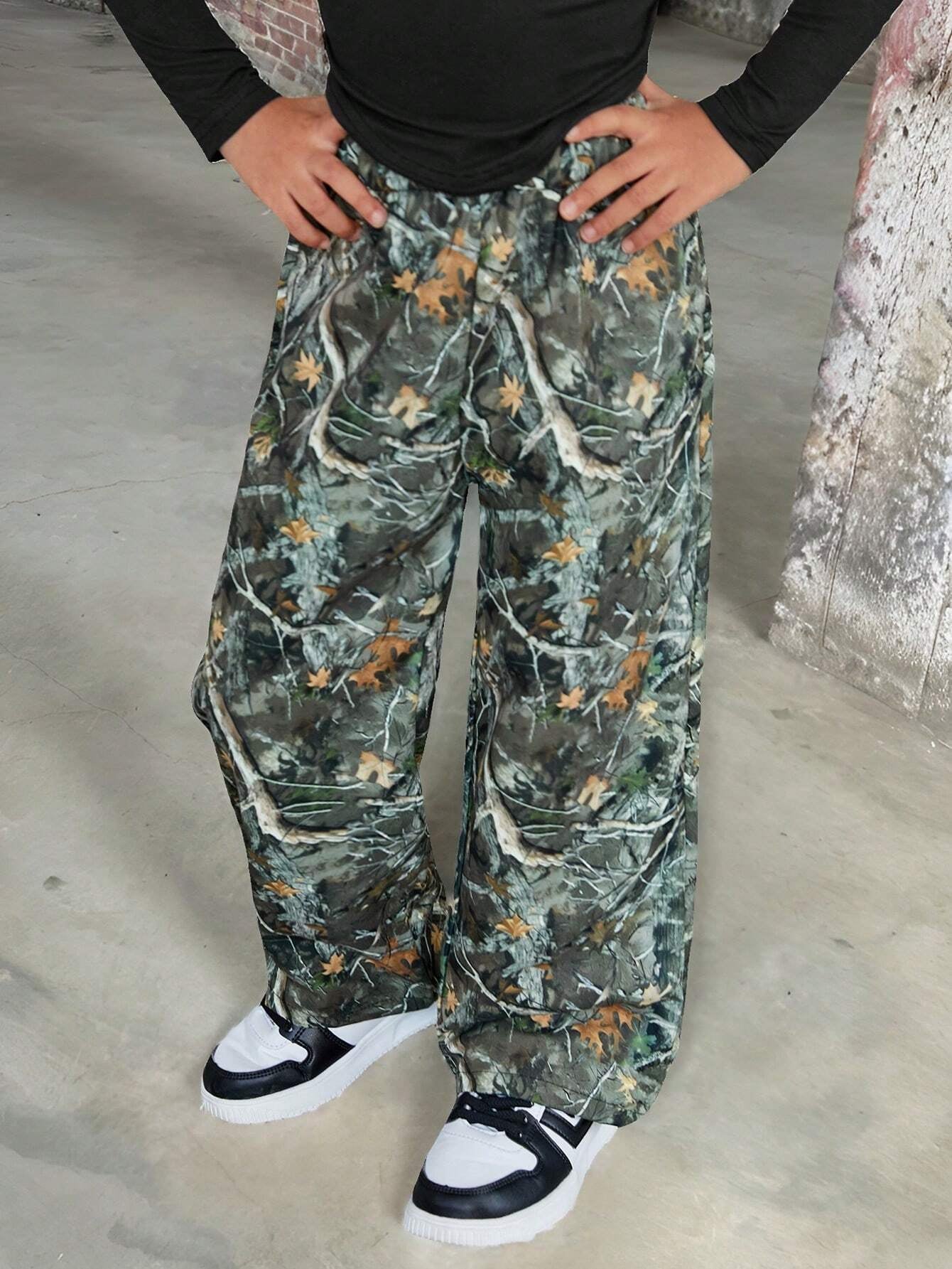 Streecool Kids Young Girl Loose Fit Camouflage Pants, Streetwear Dark Casual Style, Multi-Wear for Autumn/Winter, Suitable for Streetstyle and Everyday