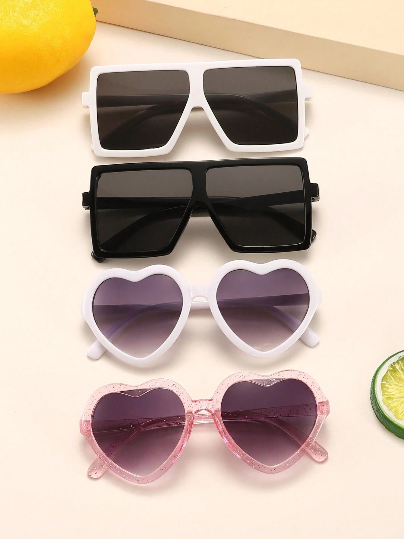 4 PCS Children'S 4-8Y Love Frame and Large Square Frame Fashion Glasses for Daily Outings and Dress Up